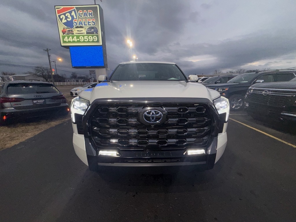 Toyota Tundra Platinum CrewMax 4WD Hybrid 2023
