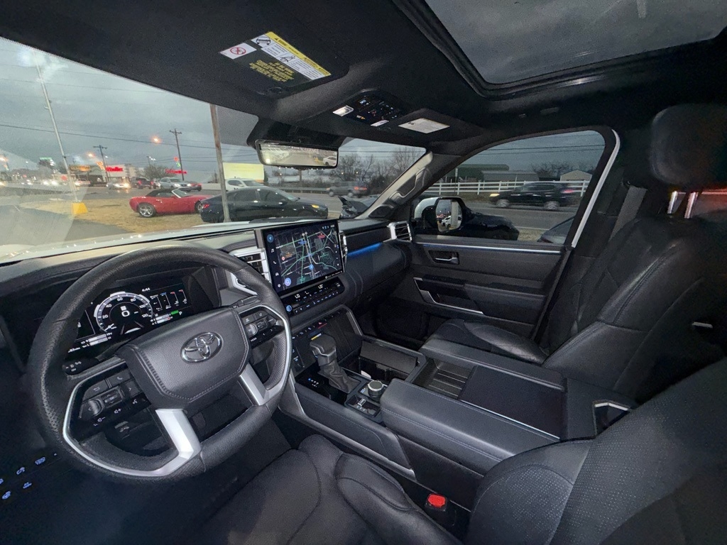 Toyota Tundra Platinum CrewMax 4WD Hybrid 2023