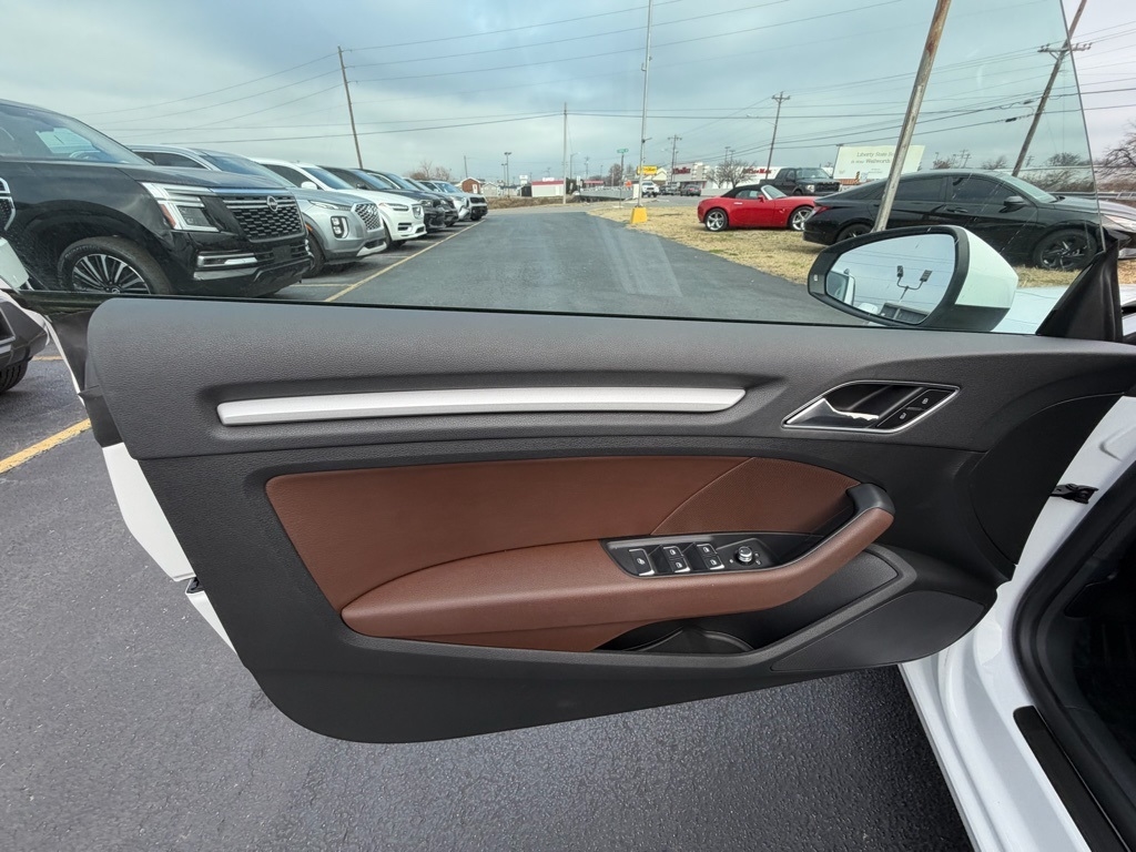 Audi A3 2.0T Premium Cabriolet quattro S tronic 2016