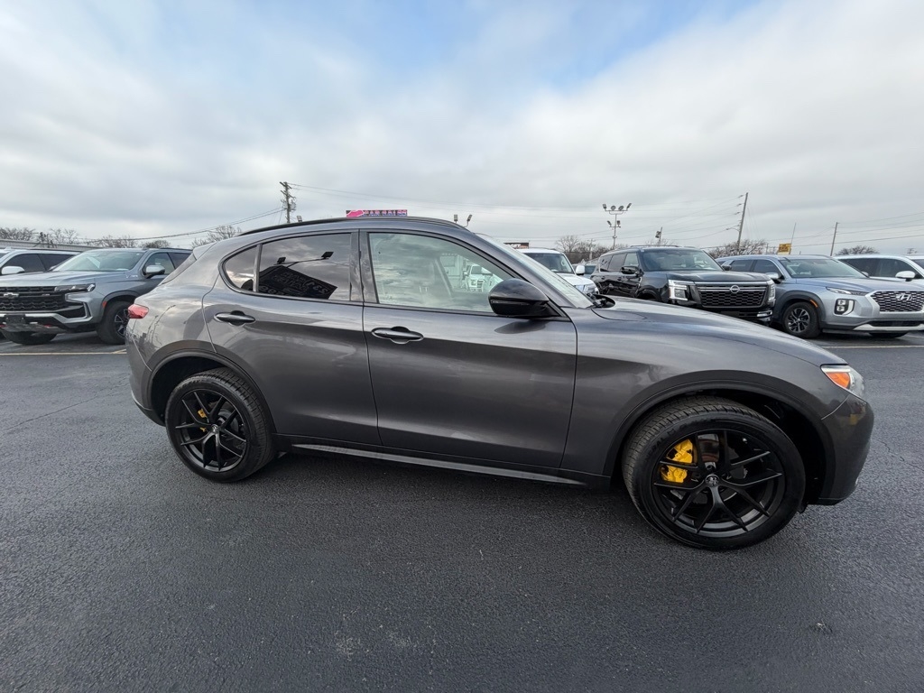 Alfa Romeo Stelvio Base 2020