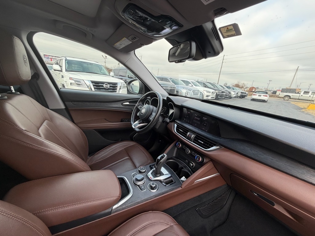 Alfa Romeo Stelvio Base 2020