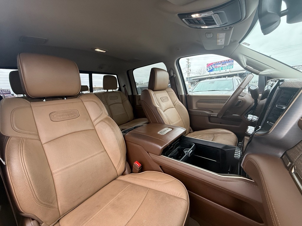 RAM 3500 Longhorn Crew Cab SWB 4WD 2024