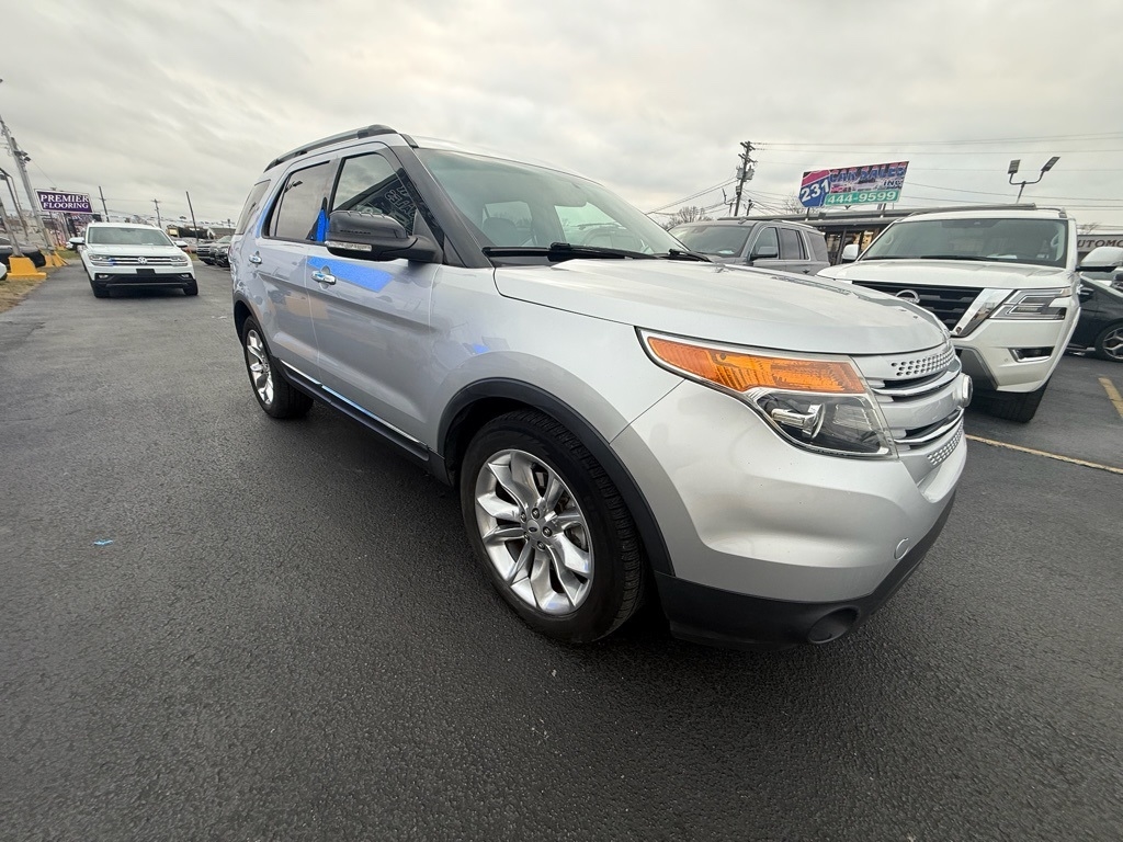 Ford Explorer XLT FWD 2014