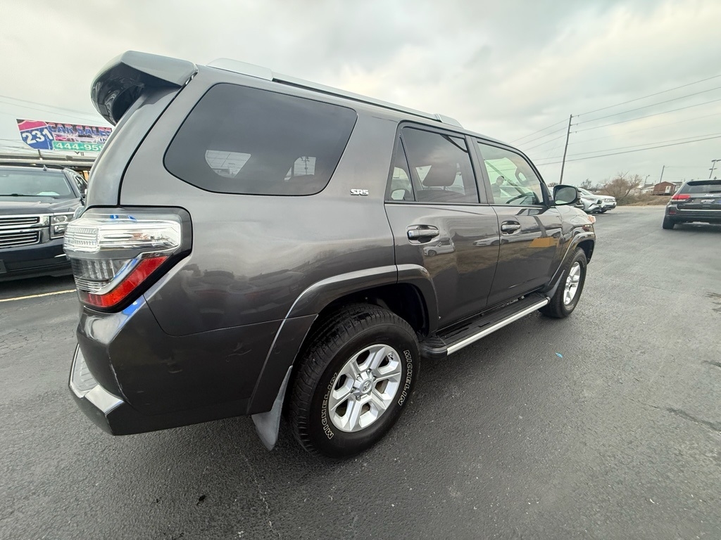 Toyota 4Runner SR5 2WD 2016