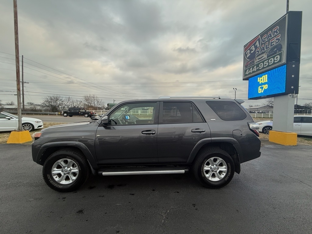 Toyota 4Runner SR5 2WD 2016