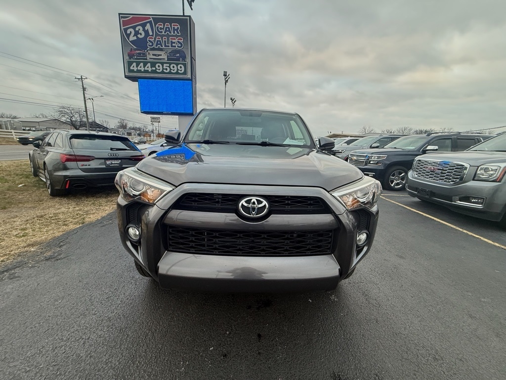Toyota 4Runner SR5 2WD 2016