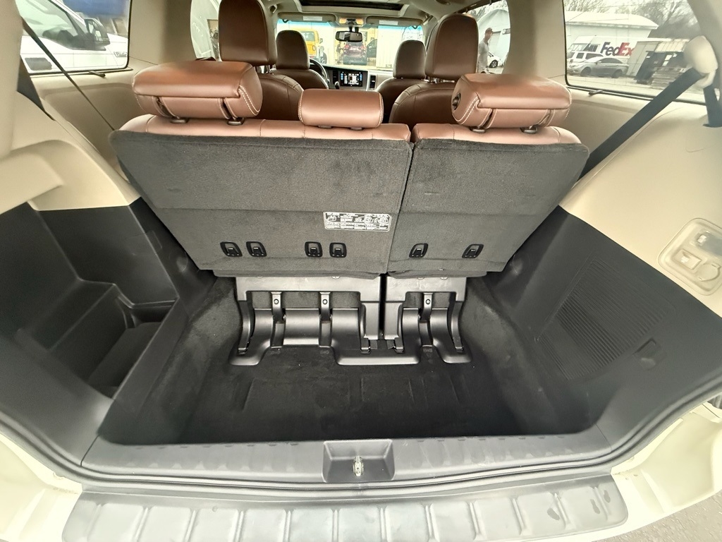 Toyota Sienna Limited FWD 7-Passsenger V6 2015