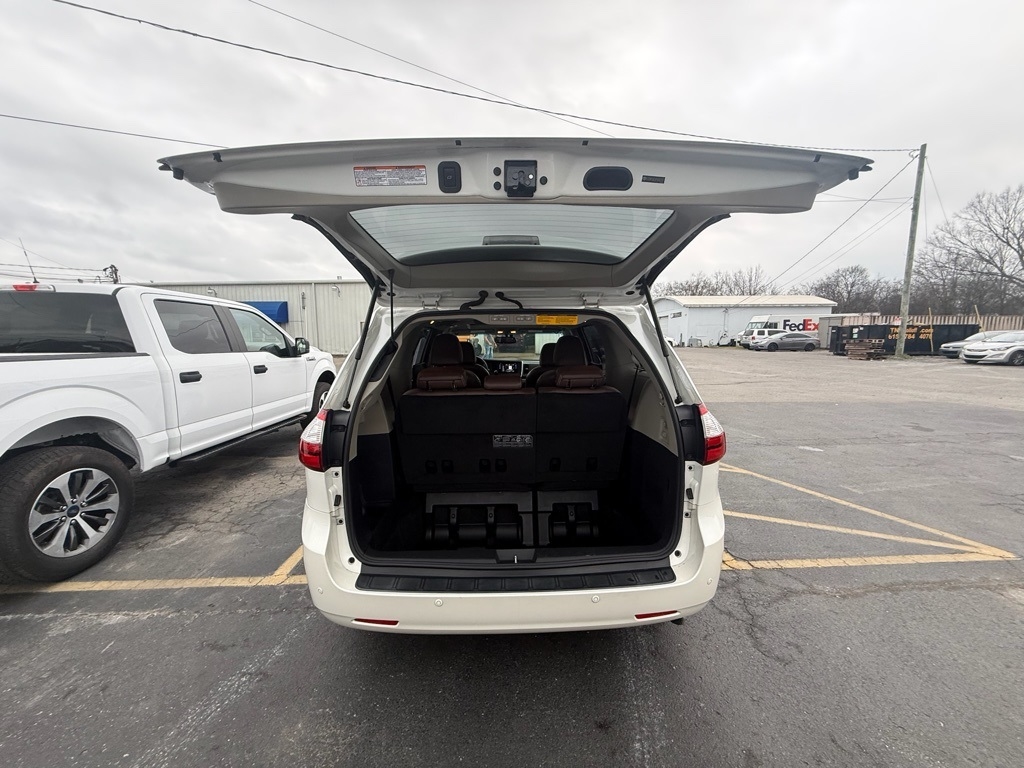 Toyota Sienna Limited FWD 7-Passsenger V6 2015