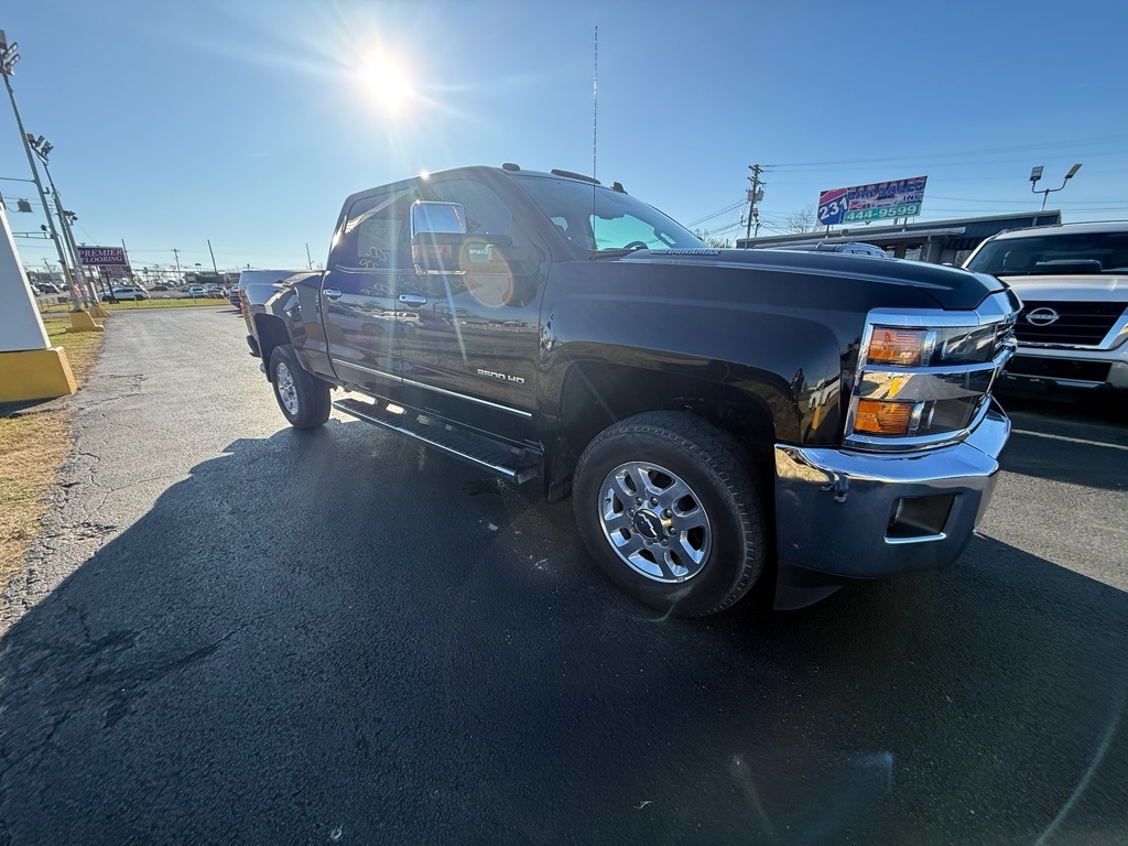 2015 Chevrolet Silverado 2500HD LTZ Crew Cab 4WD