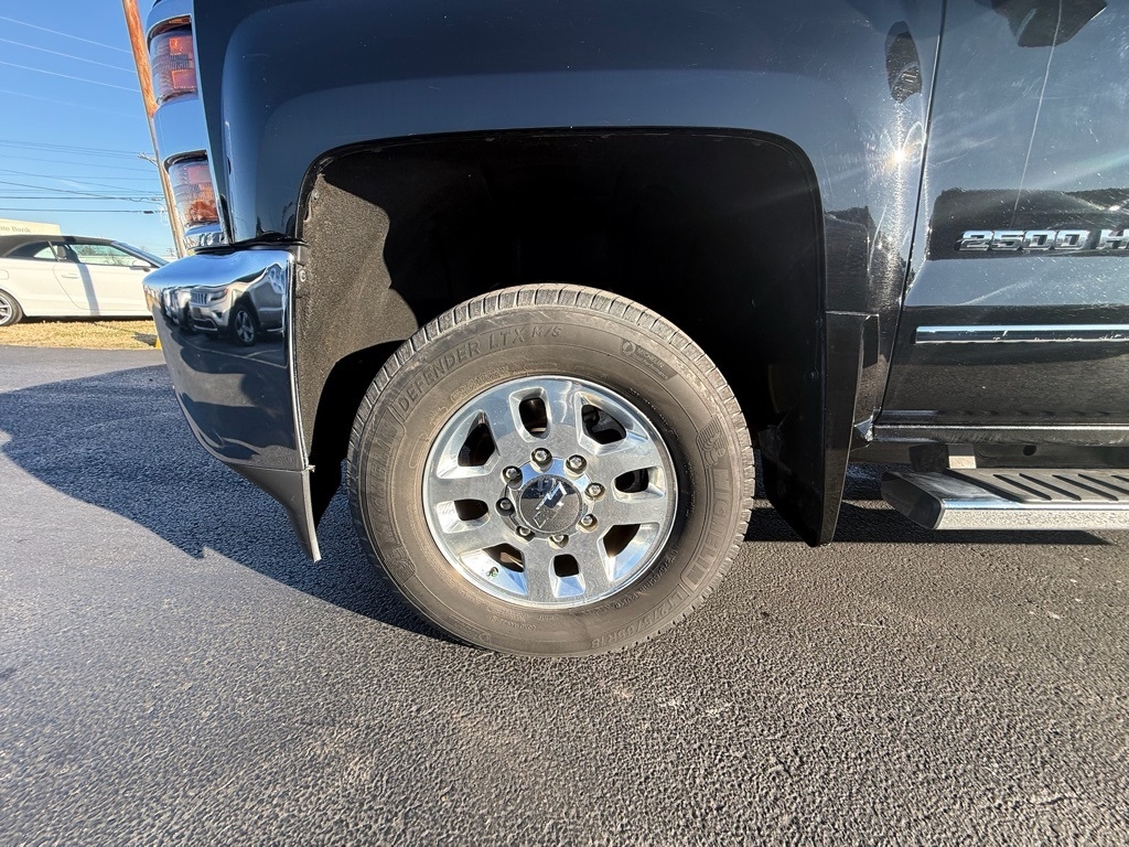 Chevrolet Silverado 2500HD LTZ Crew Cab 4WD 2015