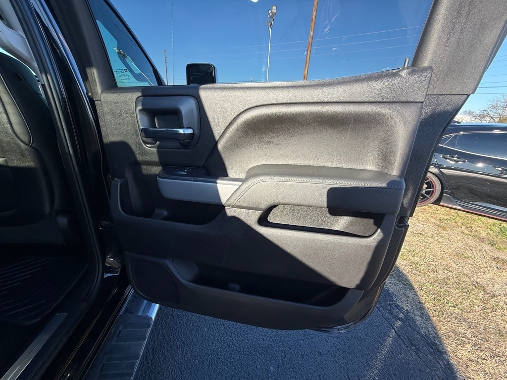 Chevrolet Silverado 2500HD LTZ Crew Cab 4WD 2015