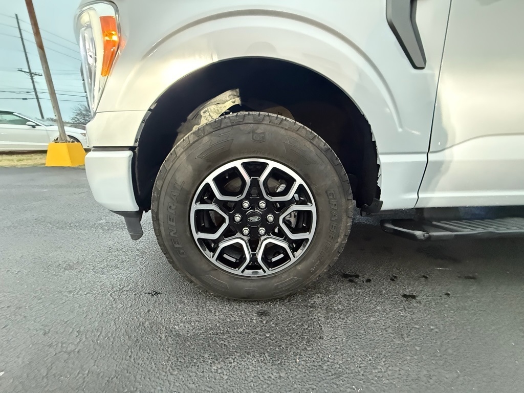 Ford F-150 XLT SuperCrew 5.5-ft. Bed 4WD 2022