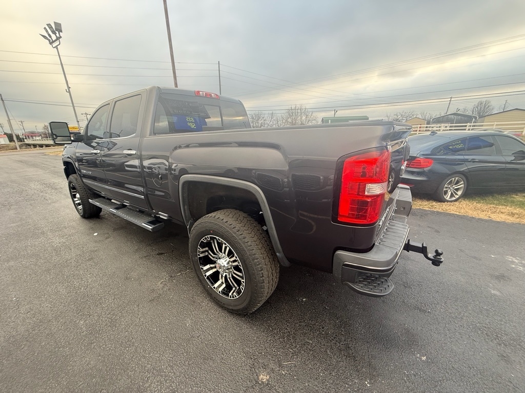 GMC Sierra 2500HD Denali Crew Cab 4WD 2015