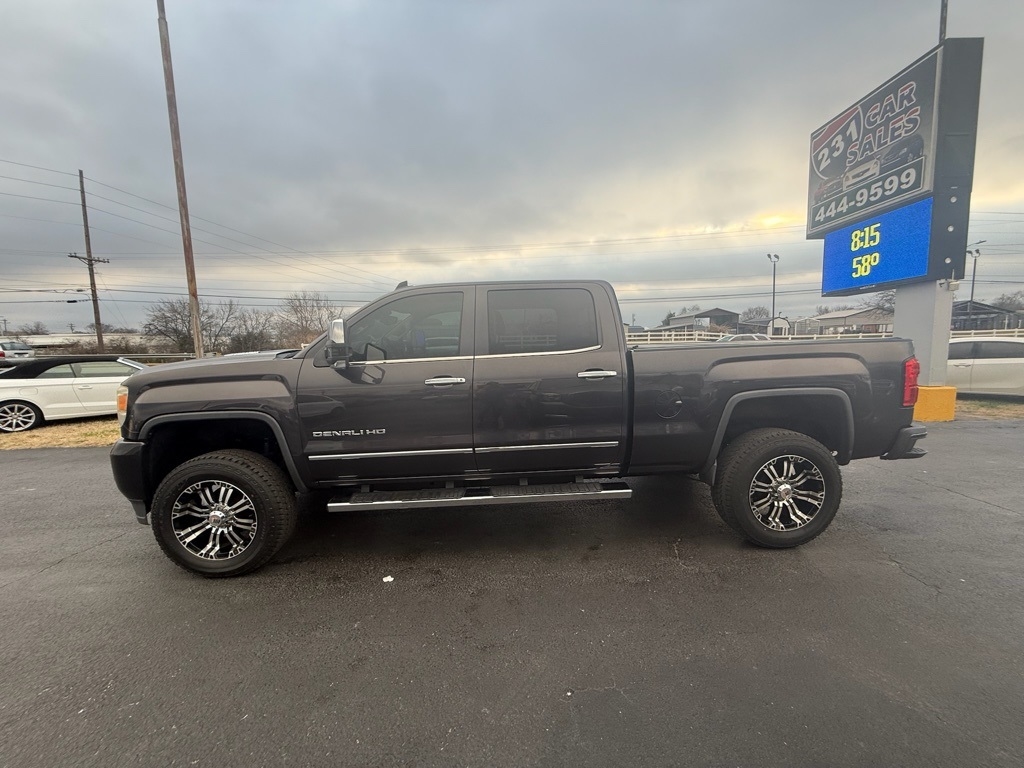GMC Sierra 2500HD Denali Crew Cab 4WD 2015