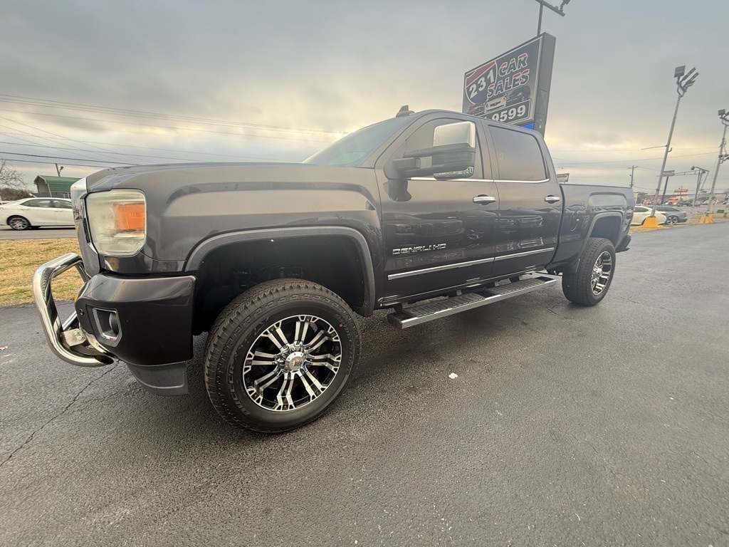 GMC Sierra 2500HD Denali Crew Cab 4WD 2015
