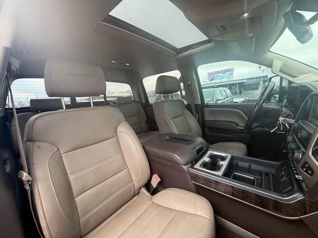 GMC Sierra 2500HD Denali Crew Cab 4WD 2015