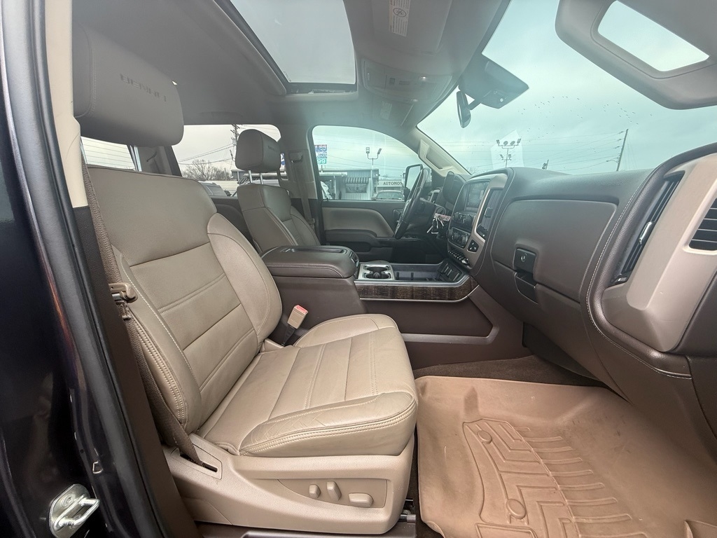 GMC Sierra 2500HD Denali Crew Cab 4WD 2015