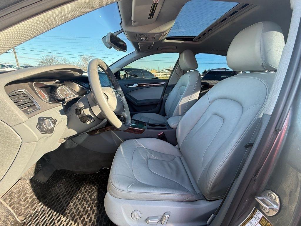 Audi A4 2.0T Premium Plus quattro Sedan 2013