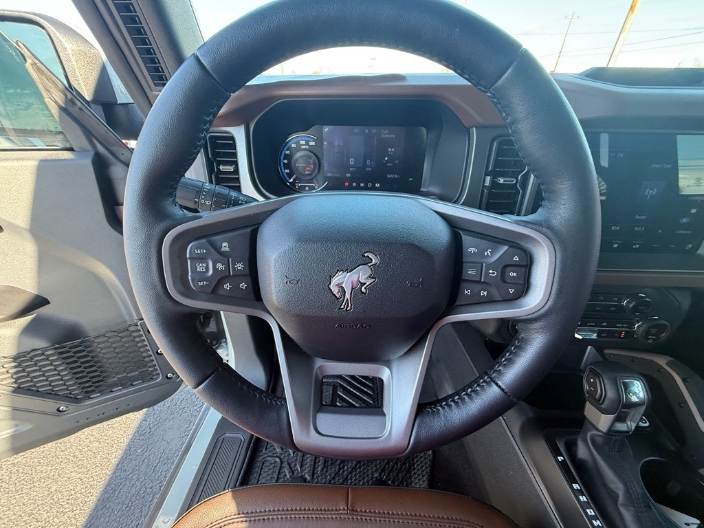 Ford Bronco Outer Banks 4-Door 2024