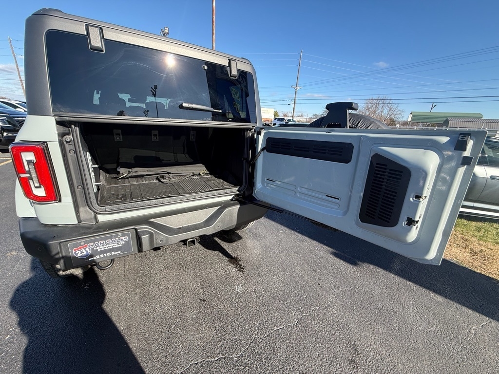 Ford Bronco Outer Banks 4-Door 2024