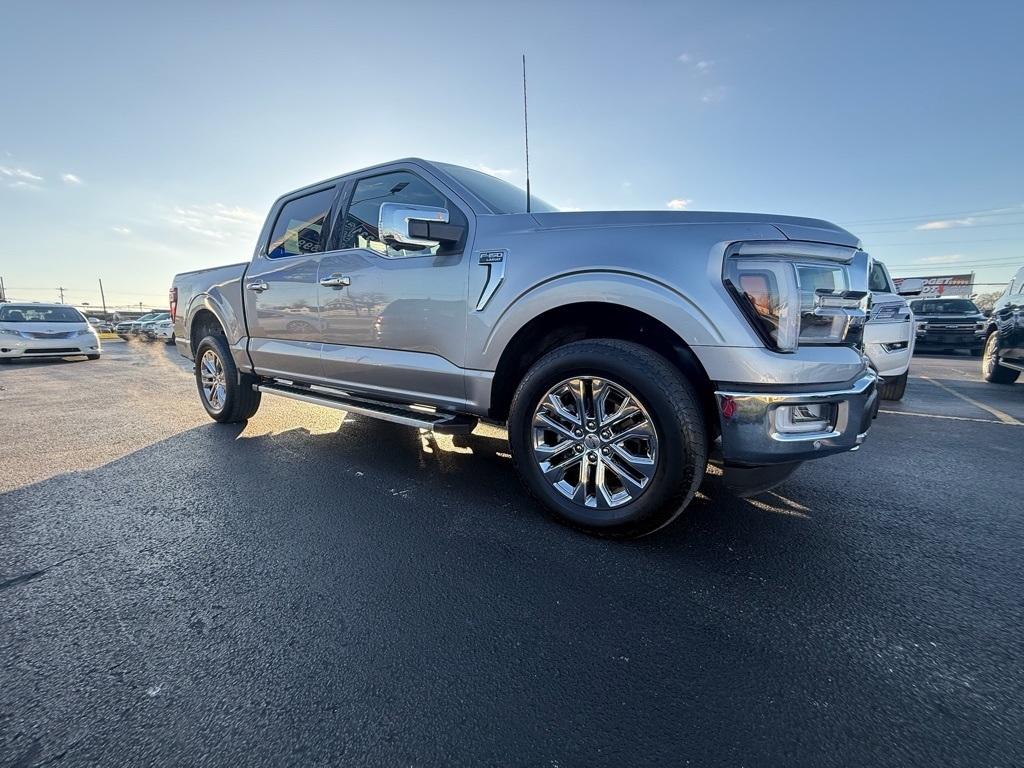 2024 Ford F-150 Lariat SuperCrew 4WD