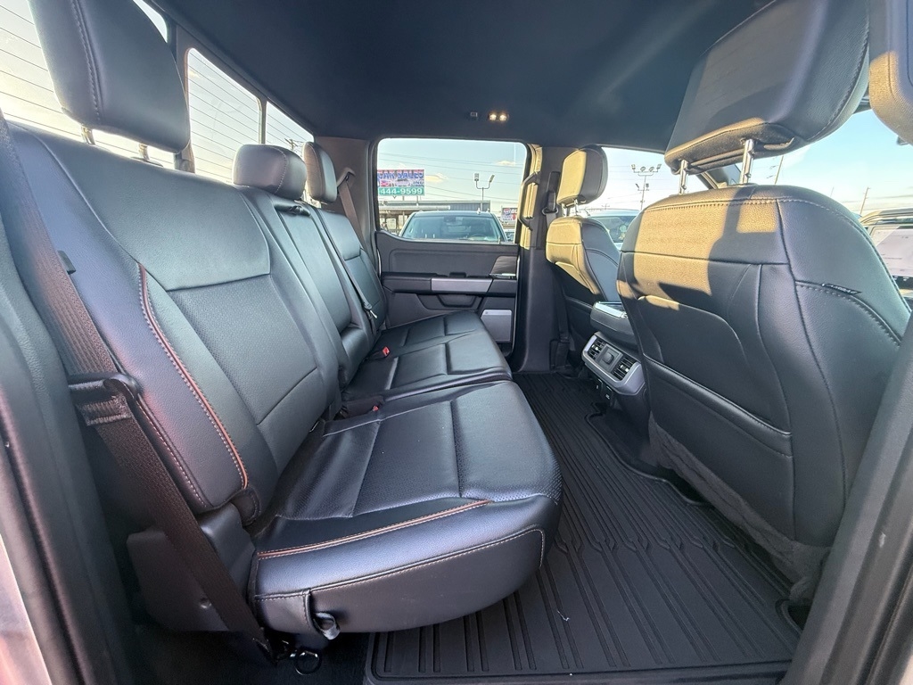 Ford F-150 Lariat SuperCrew 4WD 2024