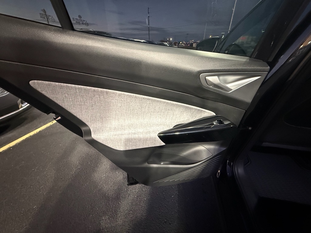 Volkswagen ID.4 Pro AWD 2025