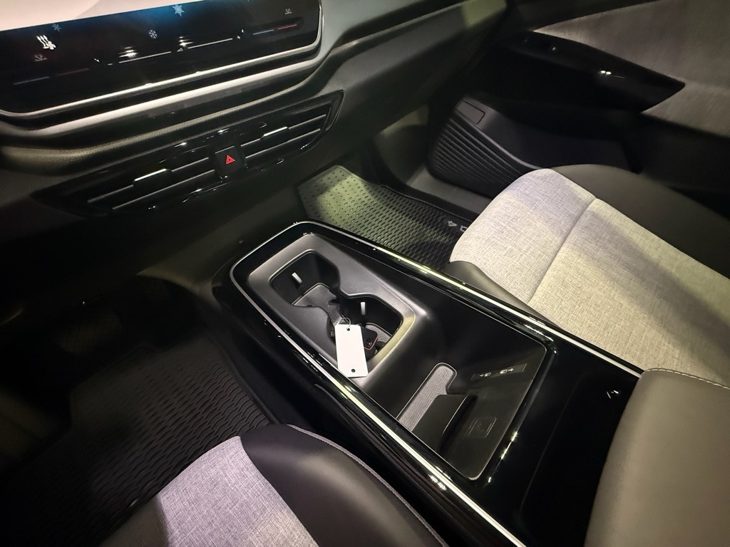 Volkswagen ID.4 Pro AWD 2025