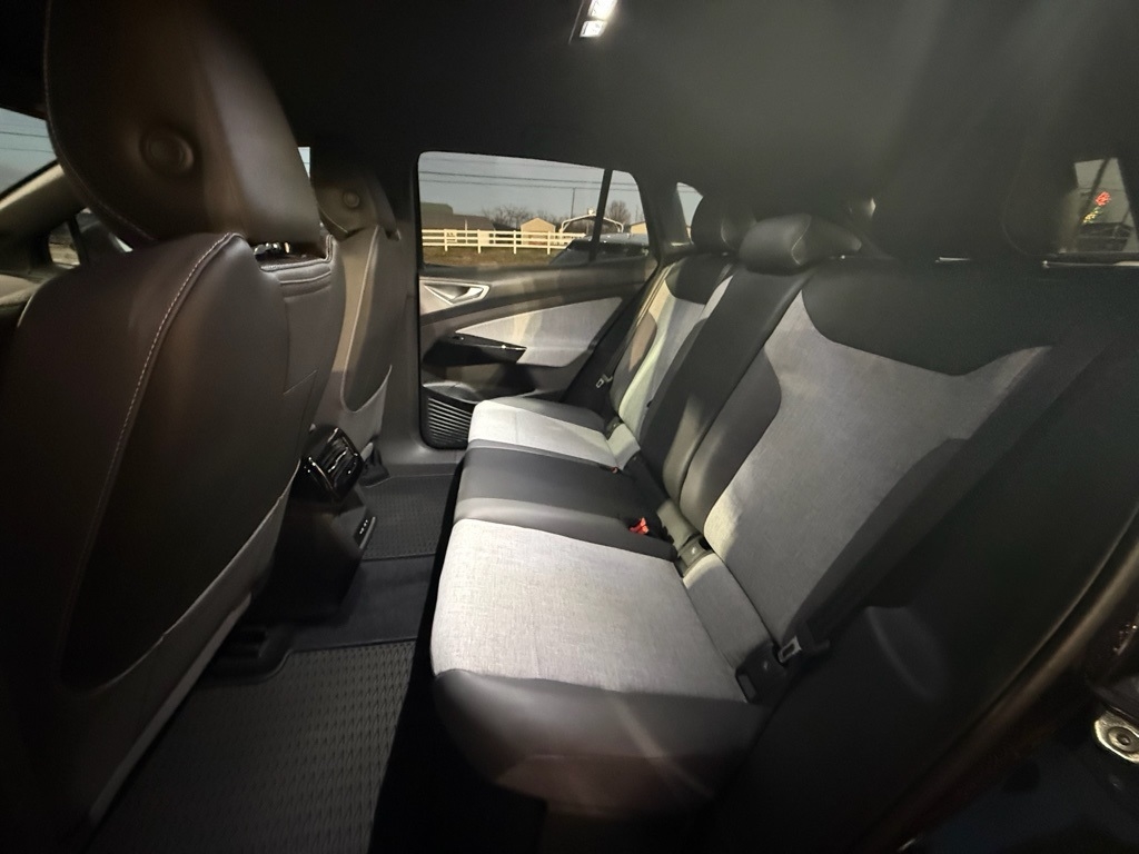 Volkswagen ID.4 Pro AWD 2025