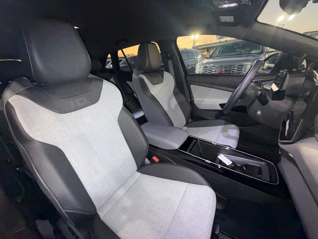 Volkswagen ID.4 Pro AWD 2025