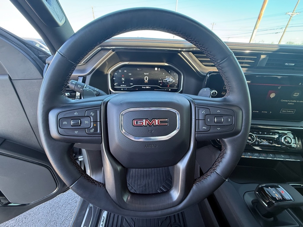 GMC Sierra 1500 AT4 Crew Cab 4WD 2023