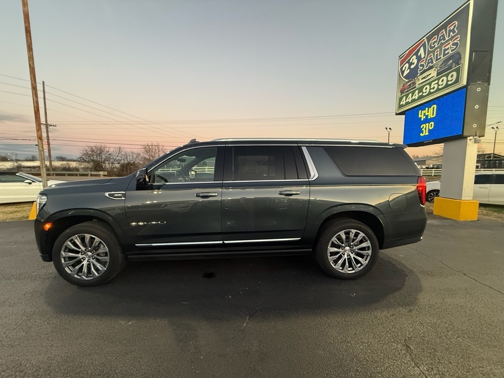 GMC Yukon XL Denali 4WD 2021