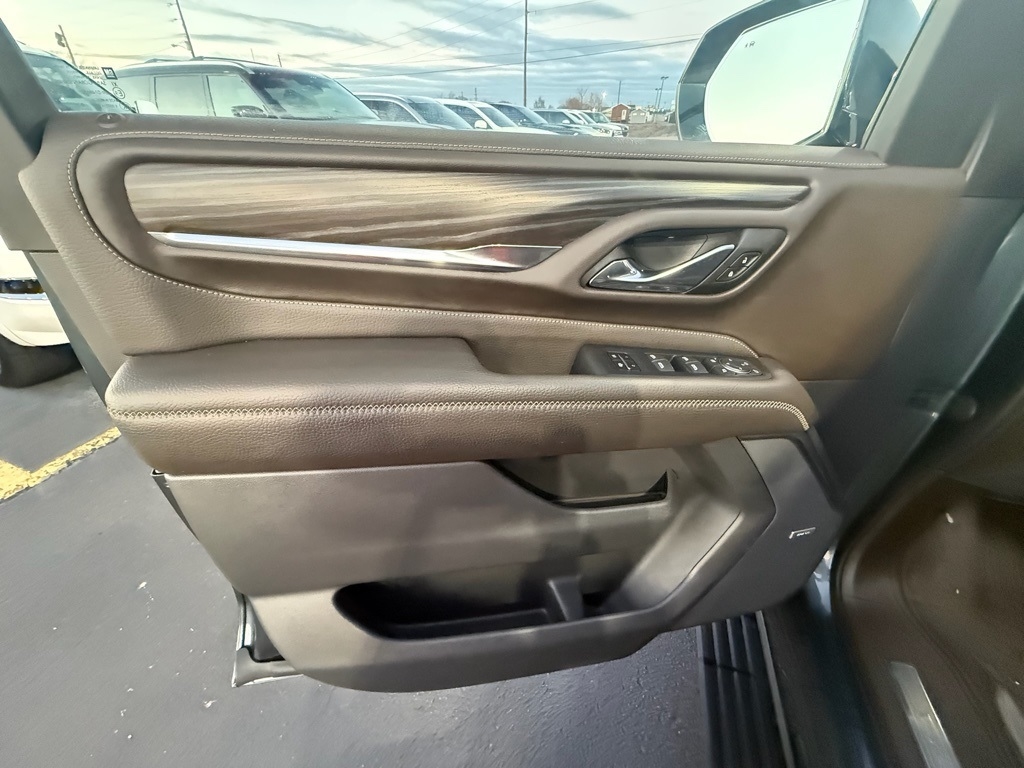 GMC Yukon XL Denali 4WD 2021