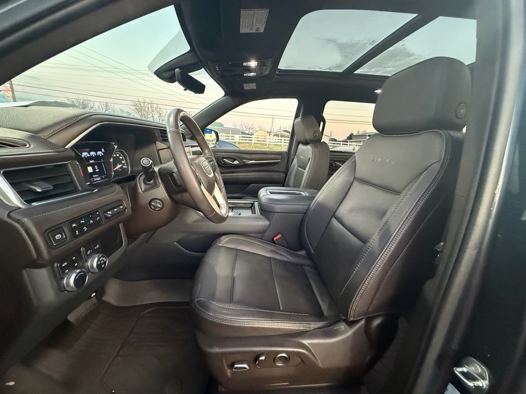 GMC Yukon XL Denali 4WD 2021