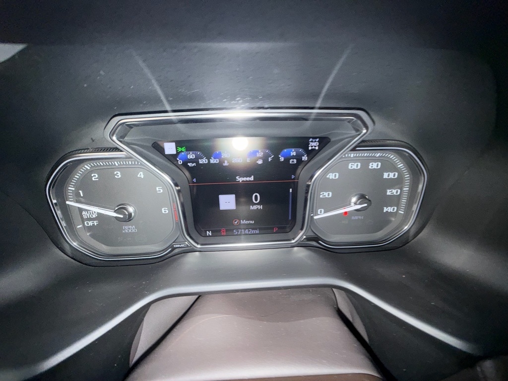 GMC Yukon XL Denali 4WD 2021