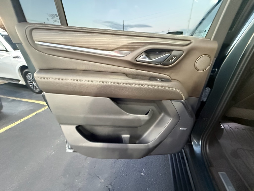 GMC Yukon XL Denali 4WD 2021