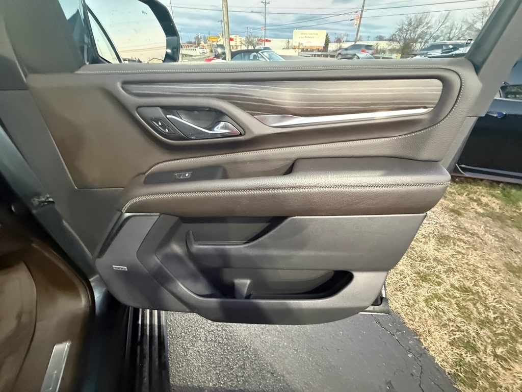 GMC Yukon XL Denali 4WD 2021