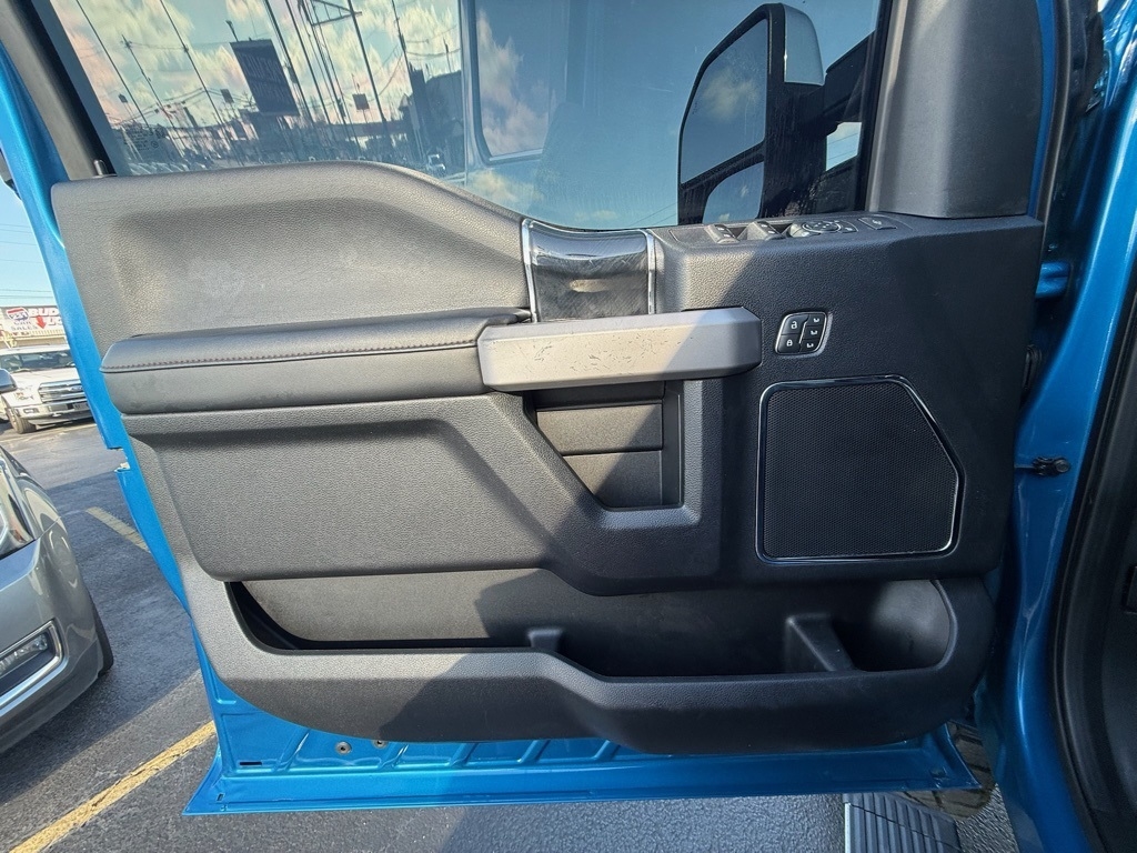 Ford F-250 SD Platinum Crew Cab 4WD 2020