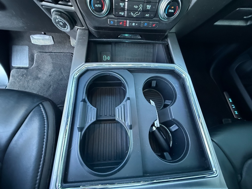 Ford F-250 SD Platinum Crew Cab 4WD 2020