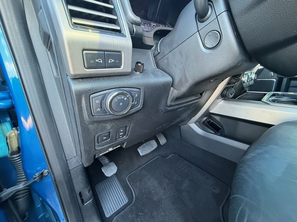 Ford F-250 SD Platinum Crew Cab 4WD 2020