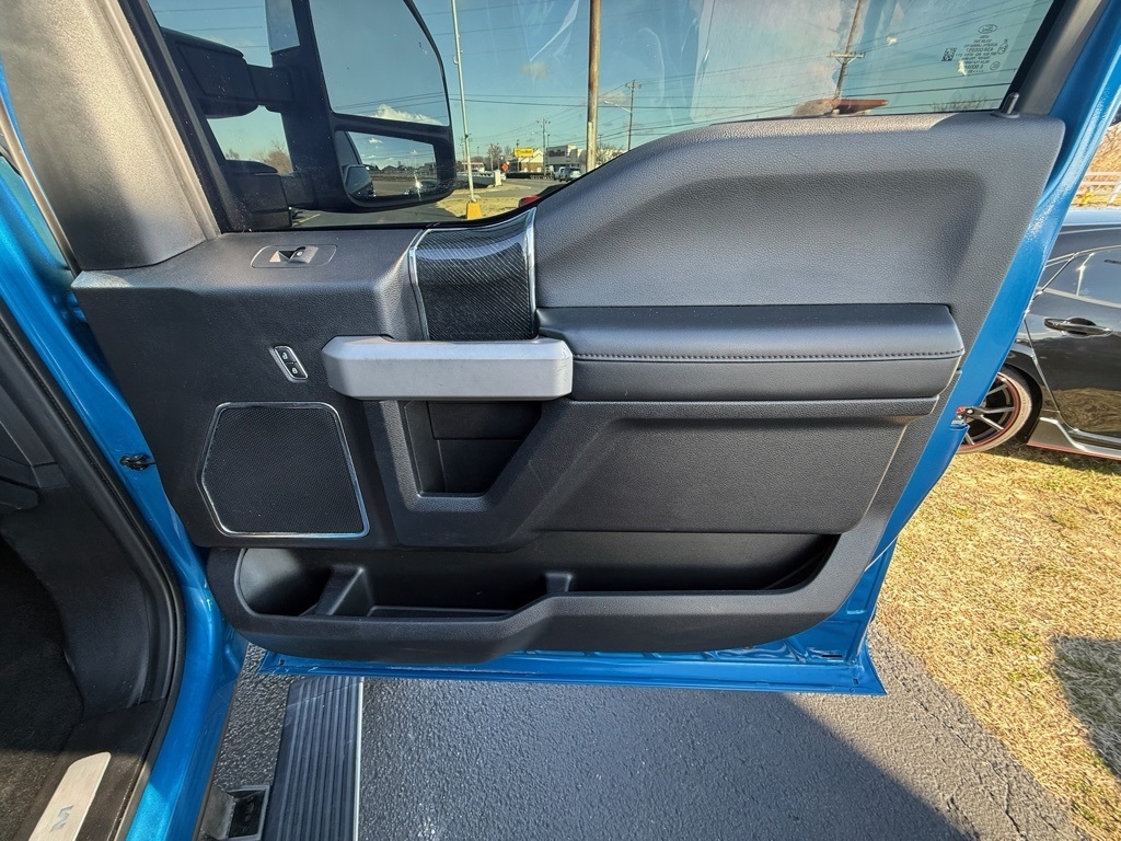 Ford F-250 SD Platinum Crew Cab 4WD 2020