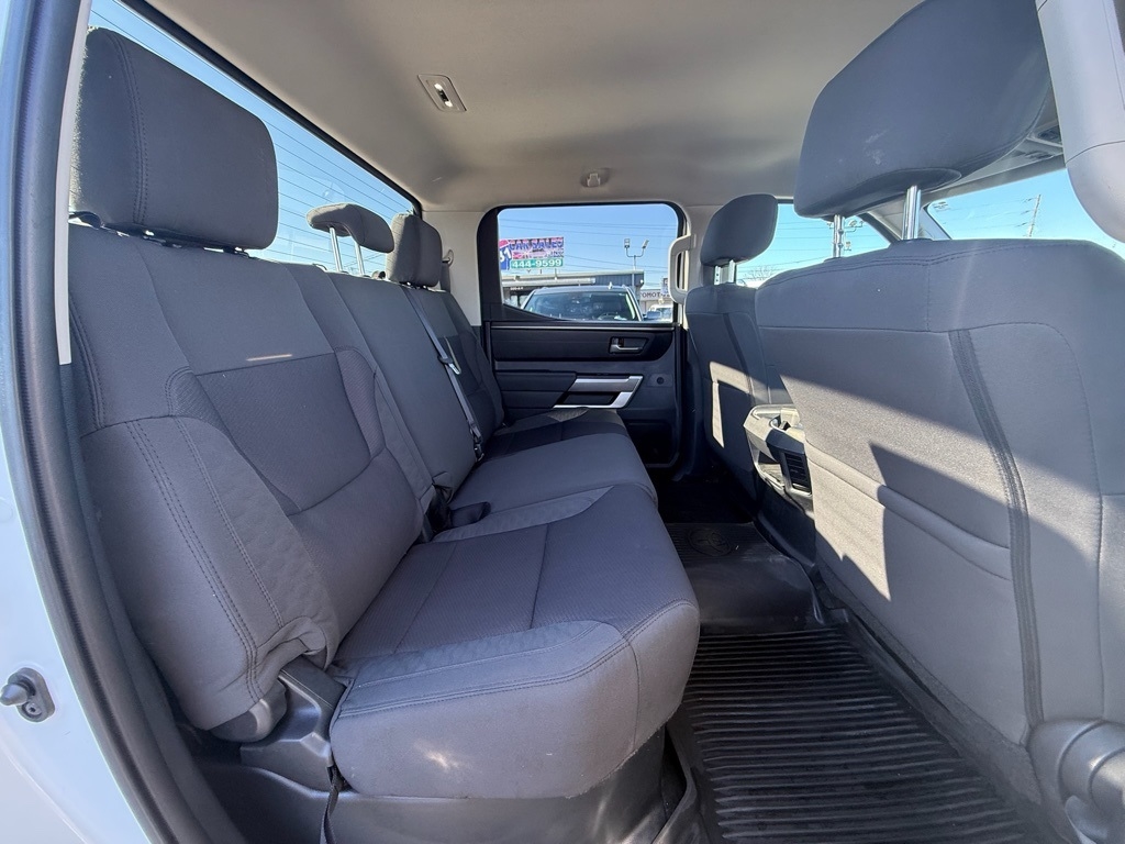 Toyota Tundra SR5 CrewMax 4WD 2023