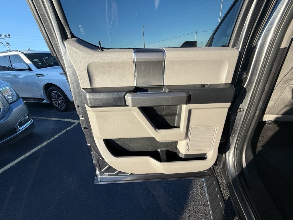 Ford F-150 XLT SuperCrew 5.5-ft. Bed 4WD 2016