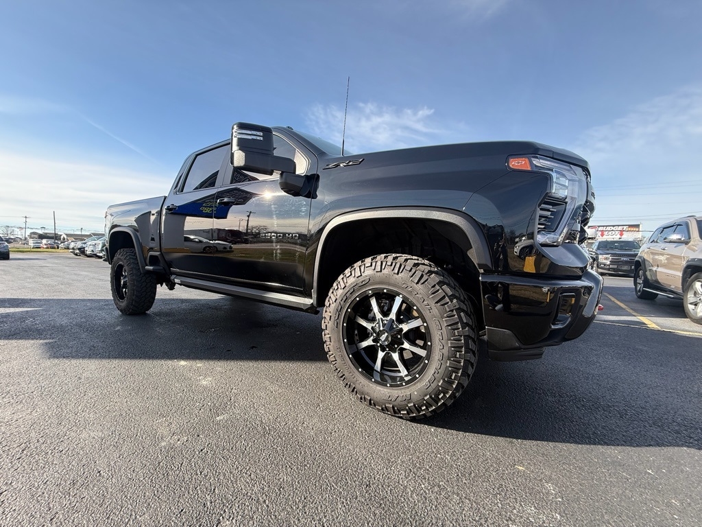 2025 Chevrolet Silverado 2500HD ZR2 Crew Cab 4WD