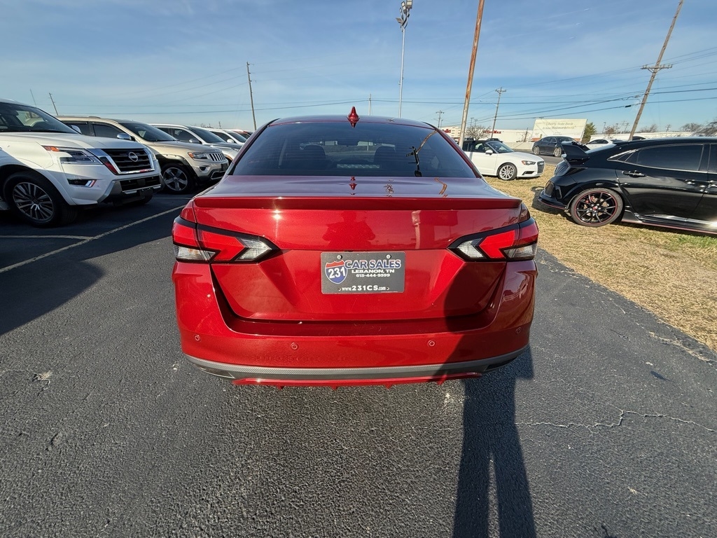 Nissan Versa SR 2020