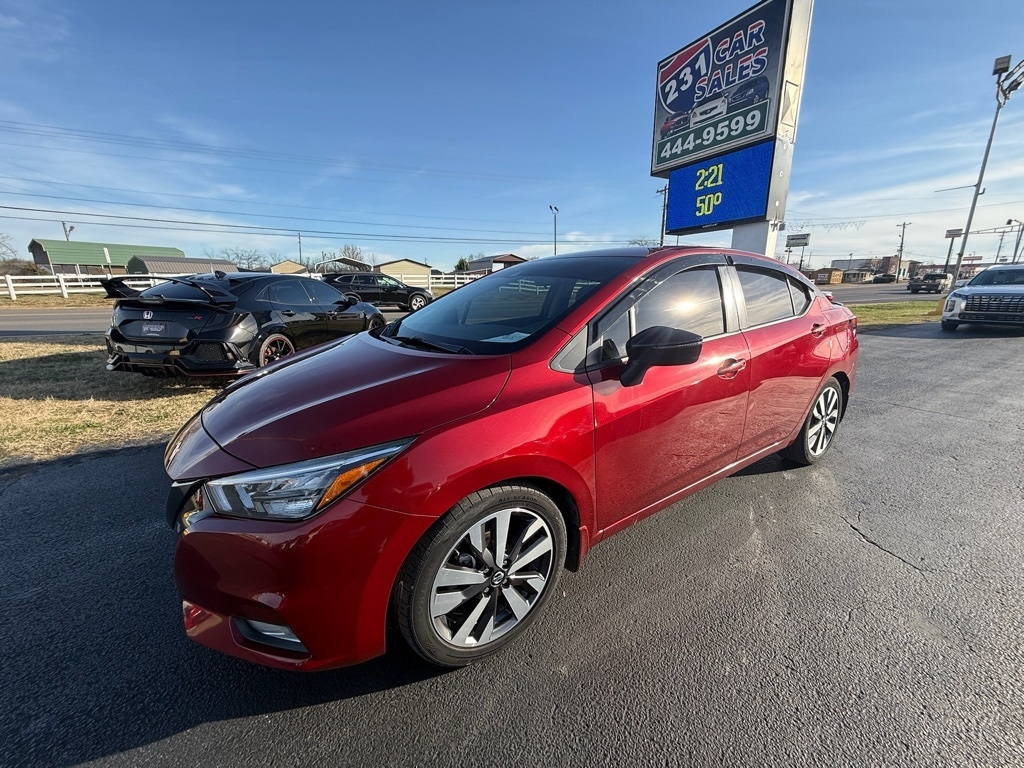 Nissan Versa SR 2020
