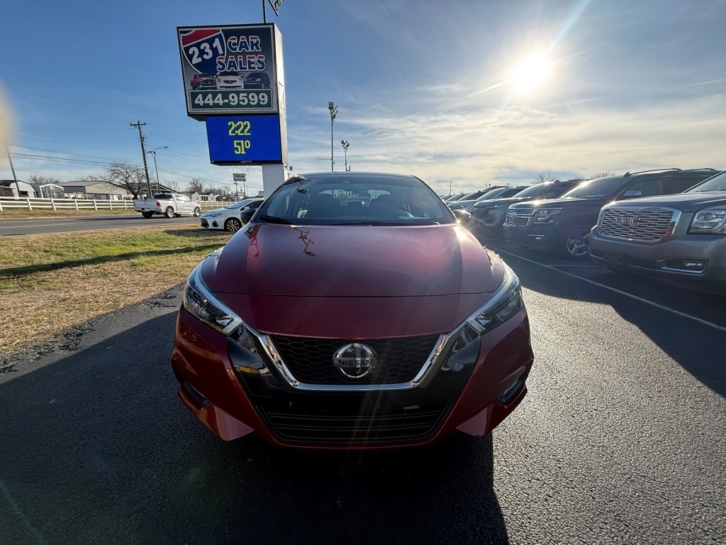 Nissan Versa SR 2020