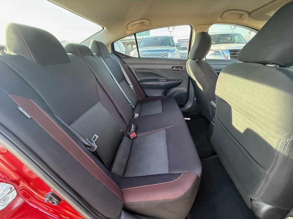 Nissan Versa SR 2020