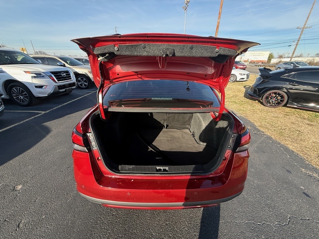 Nissan Versa SR 2020