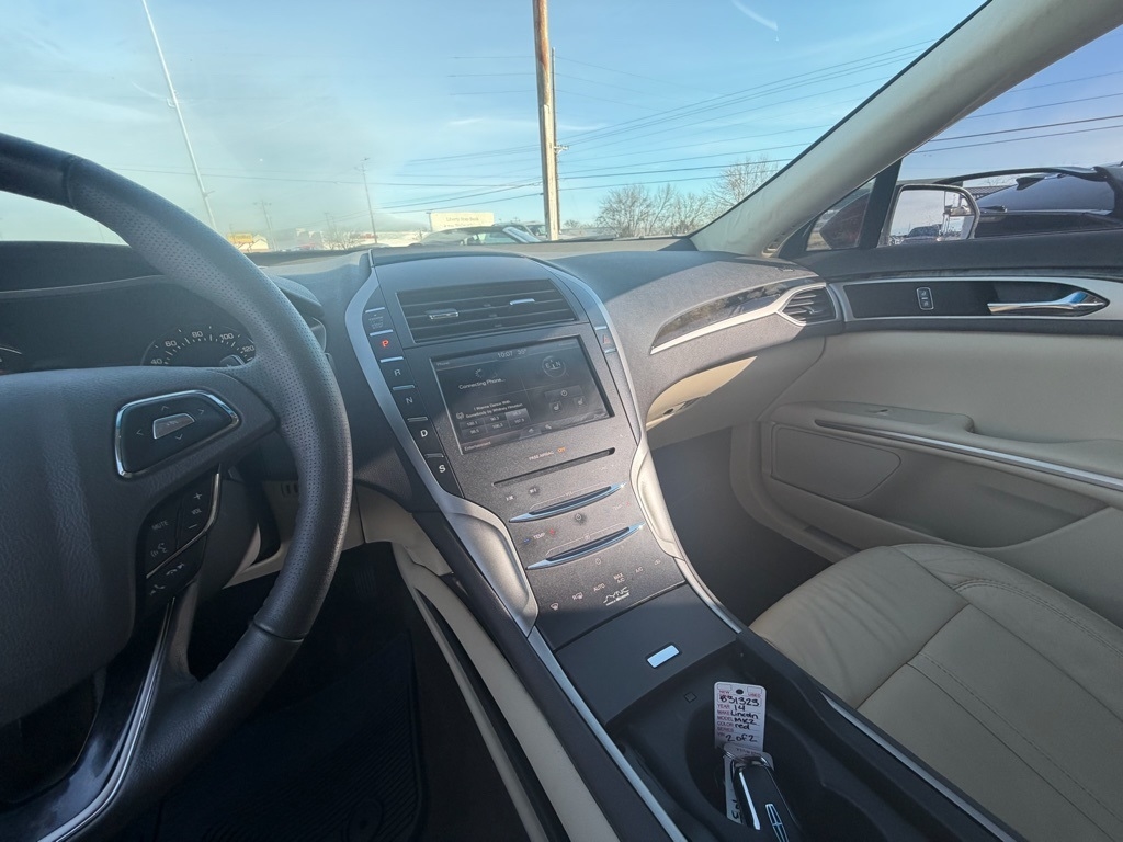 Lincoln MKZ FWD 2014